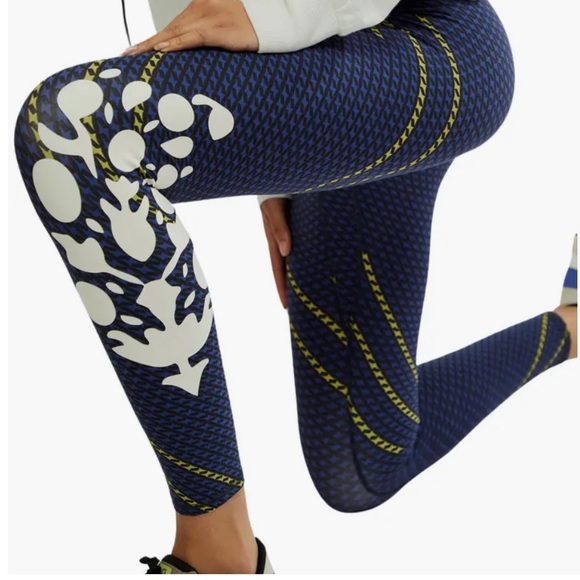 FP Movement Never Better Graphic Leggings S NWT - Picture 5 of 10